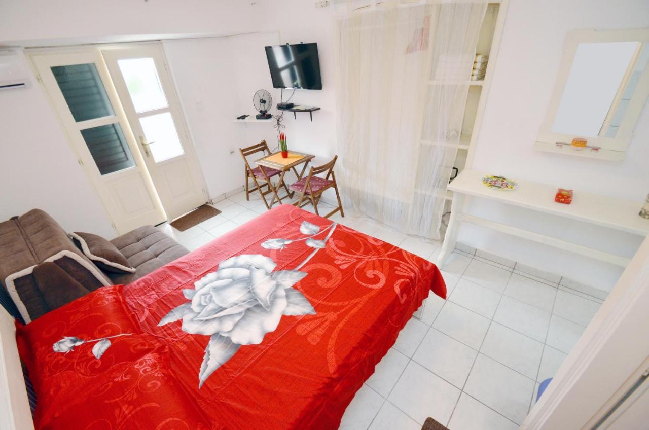 Leut Stone Residence 티바트 외부 사진