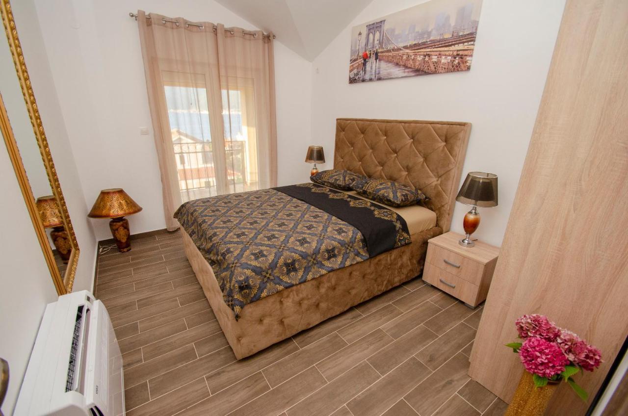 Leut Stone Residence 티바트 외부 사진
